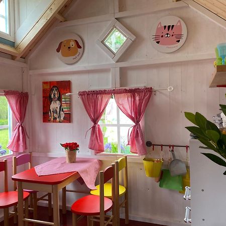 Suzanne'S Cottage 罗谢豪 外观 照片